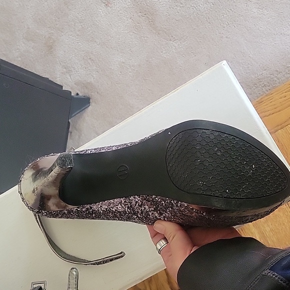 Massimo silver stilletos - Picture 3 of 3